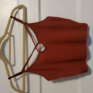 Mudd Strappy Keyhole Crop Tank